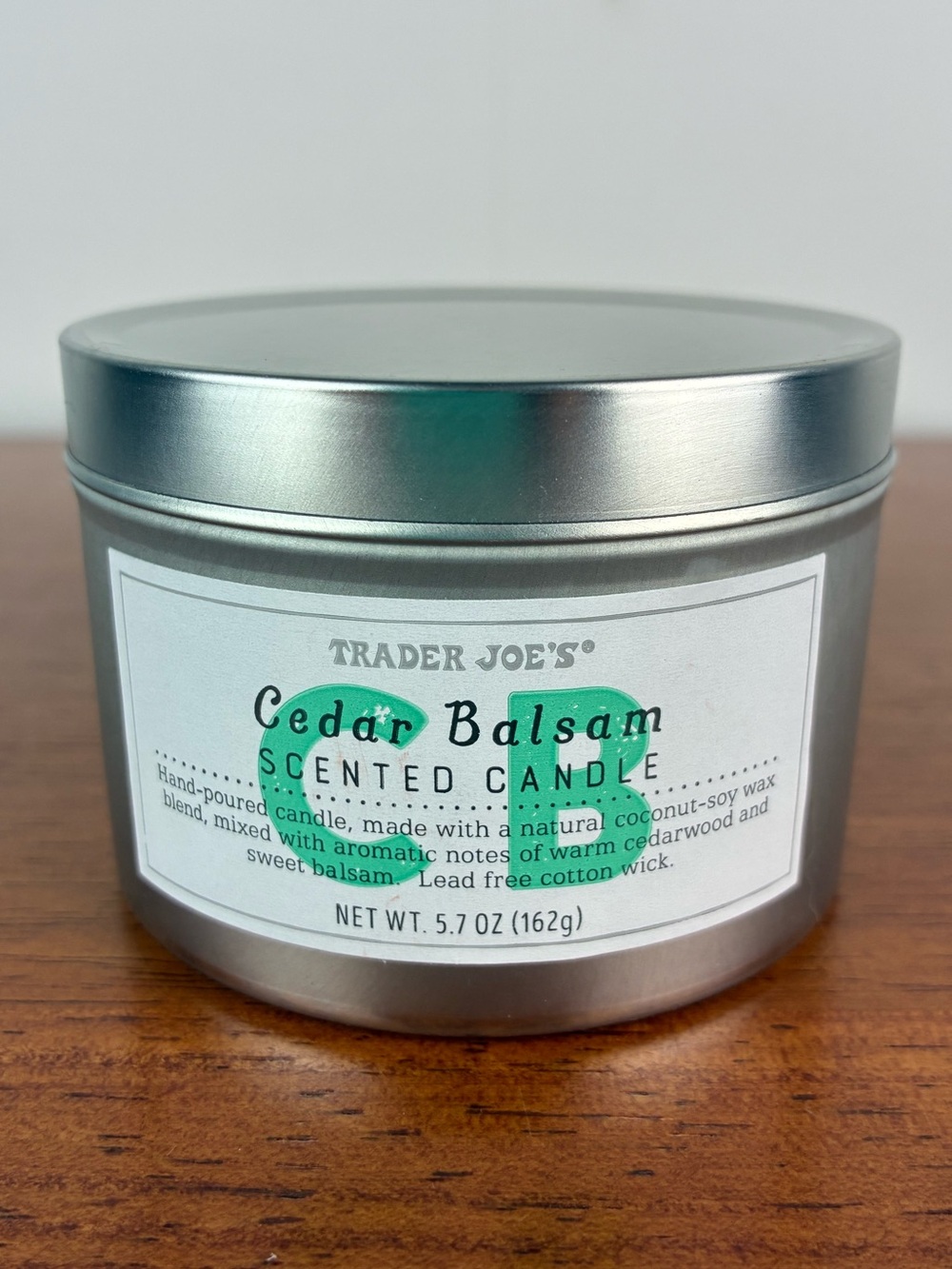 New Trader Joe's Cedar Balsam Candle 5.7oz Fresh Alpine Scent